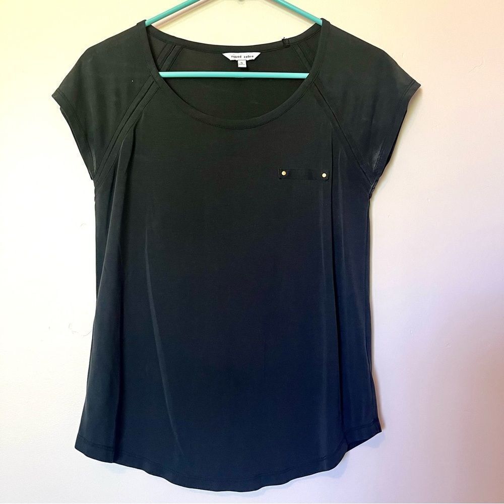 NAKED ZEBRA Crew Neck Blouse Size Small